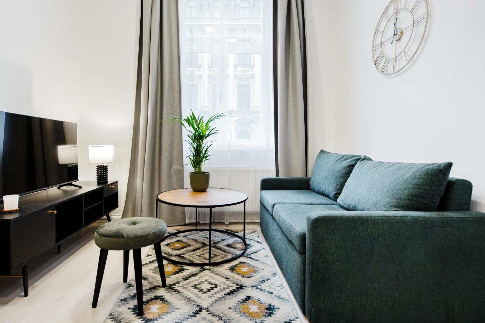 Rigaapartment Elizabetes 22 Self-Service Aparthotel Bagian luar foto