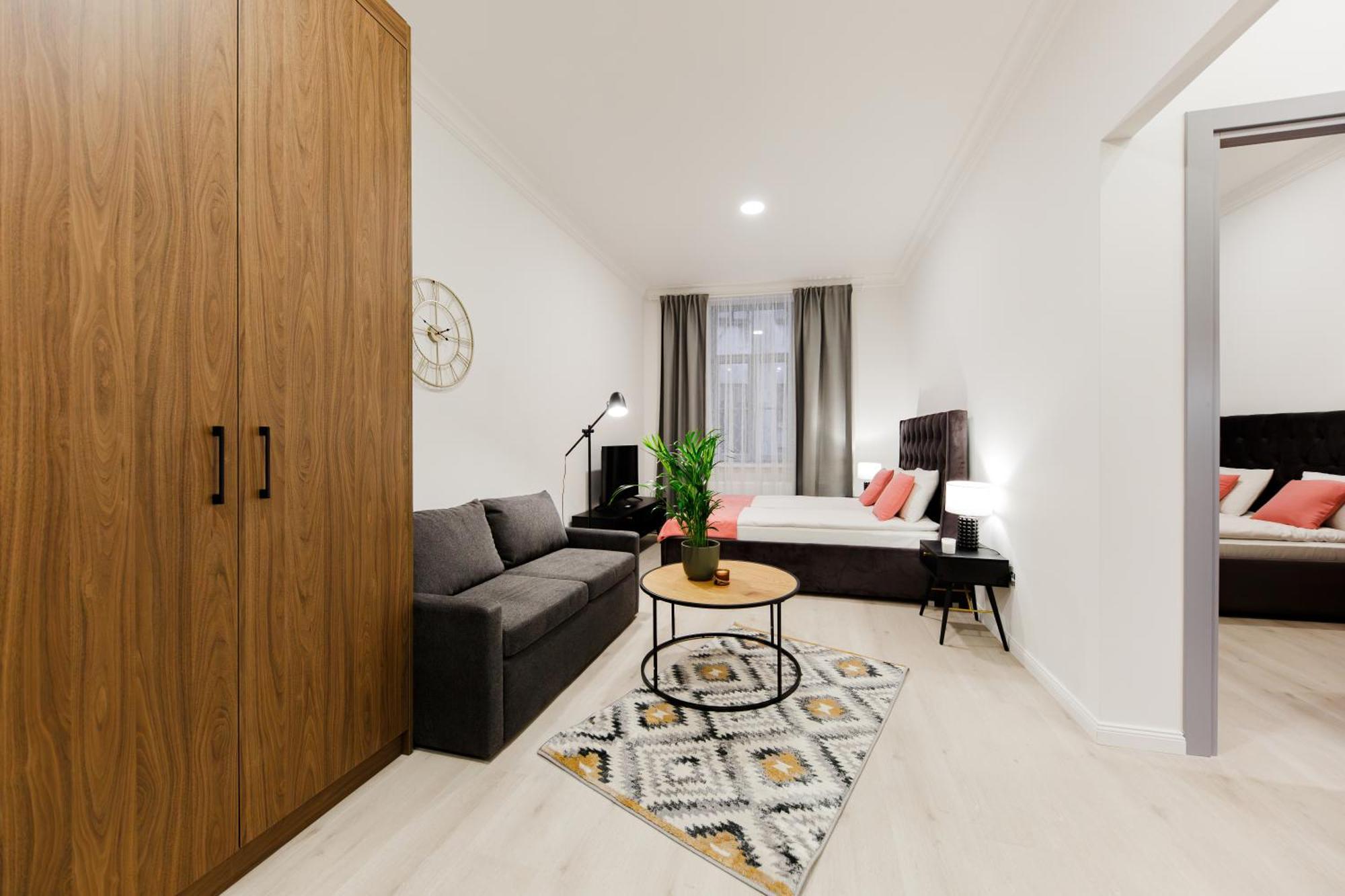 Rigaapartment Elizabetes 22 Self-Service Aparthotel Bagian luar foto