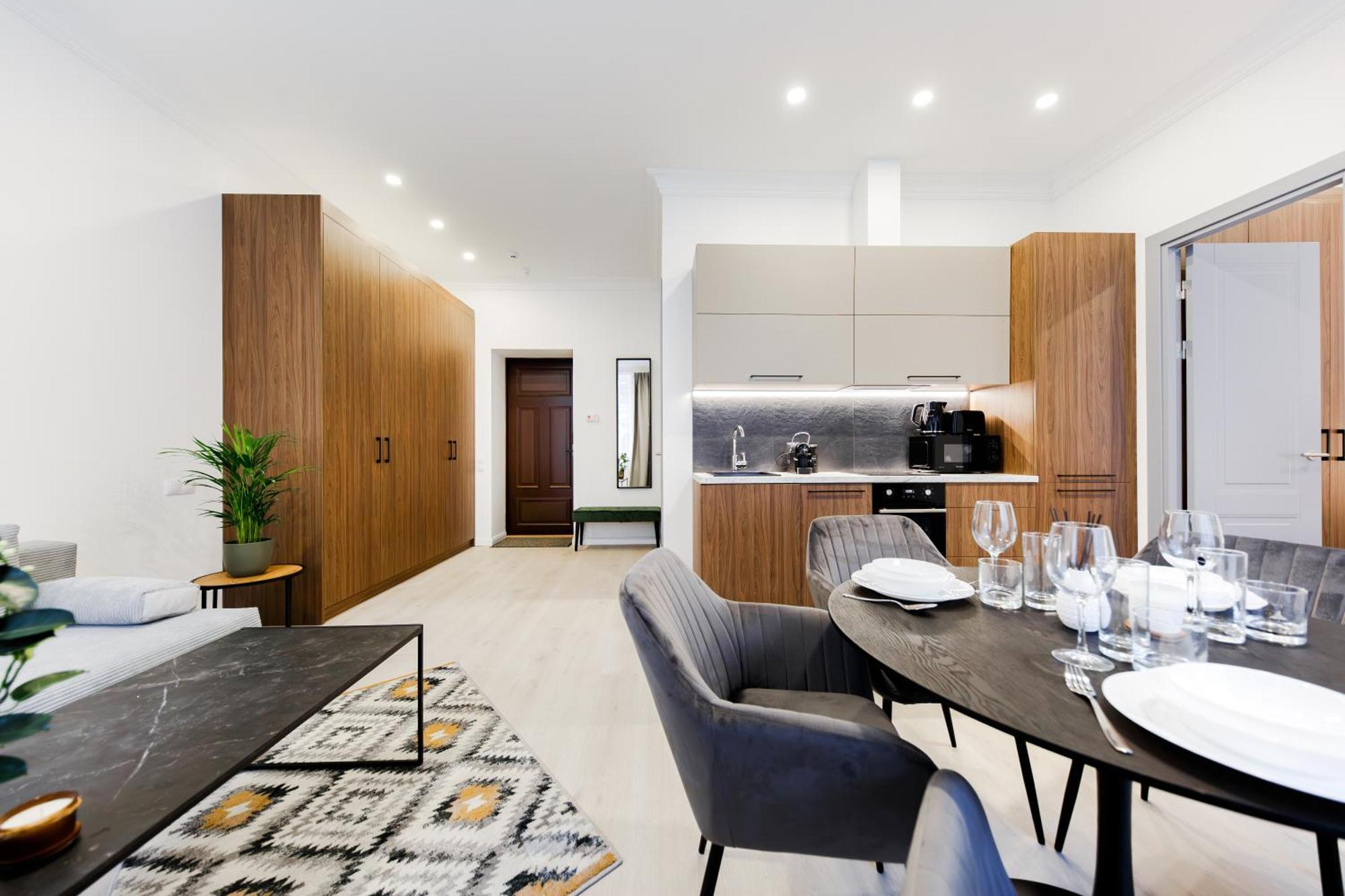 Rigaapartment Elizabetes 22 Self-Service Aparthotel Bagian luar foto
